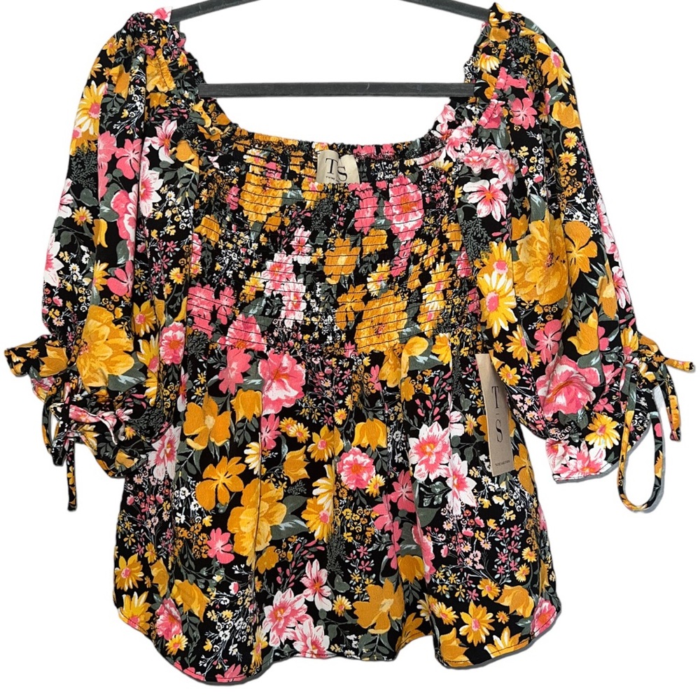 Anthropologie Twine and String Floral smocked puff sleeve blouse